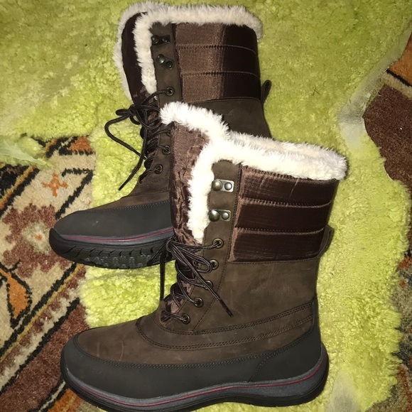 Lands' End Shoes - Lands end women’s winter boots size 7.5